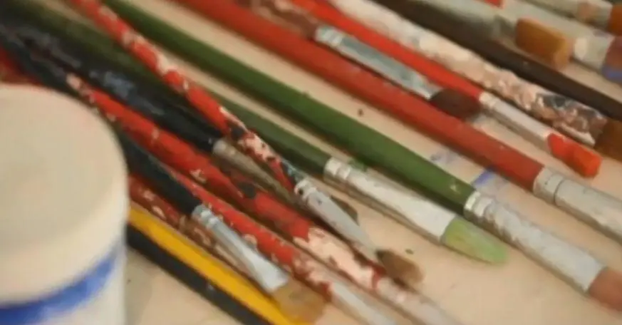 又一“扫地僧”火了！保洁阿姨3D黑板报惊艳全网 | 精选