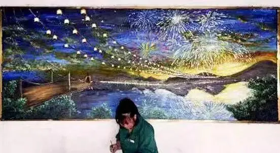 又一“扫地僧”火了！保洁阿姨3D黑板报惊艳全网 | 精选