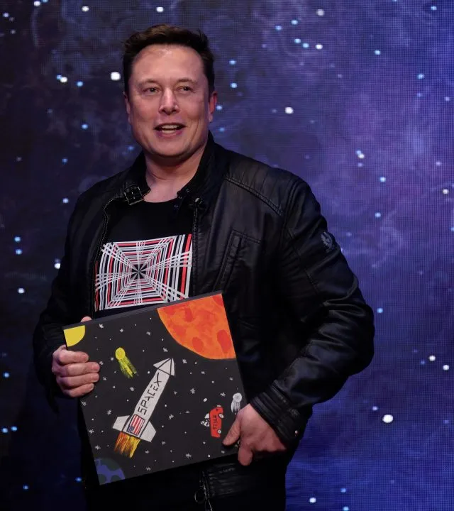 Axel Springer(《商业内幕》的母公司)的CEO Mathias Dpfner和Elon Musk马斯克世界首富马斯克最新访谈全文 远见令人震撼！