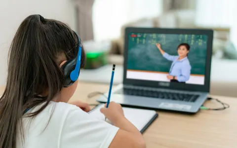 在线教育平台形式那么多，PC网校为什么值得你拥有？