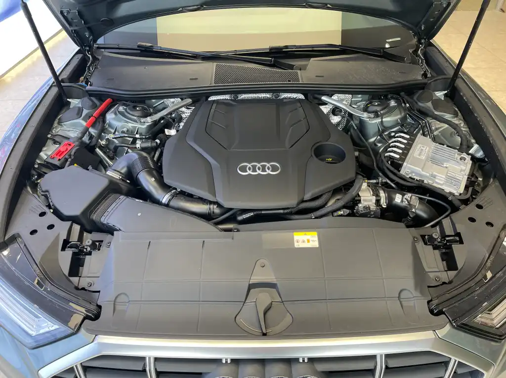 奥迪A6 AllRoad-动力澎湃，高速油耗感人，V6涡轮增压极品战斗机
