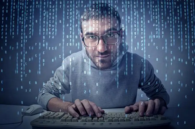 推荐一款专为新手用的Python开发工具